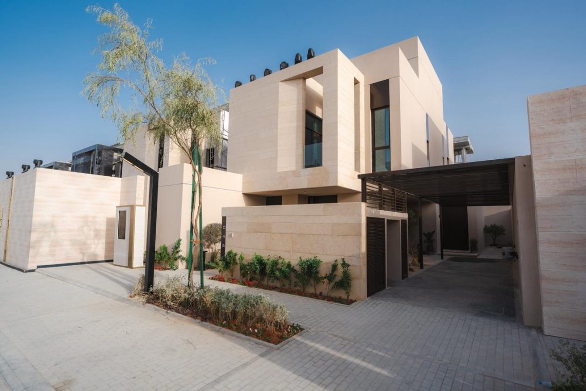 إطلاق قرية ريجان هيلز في وجهة خزام بالرياض