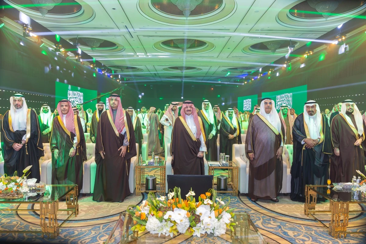 الأمير سعود بن نايف يدشّن مشروع الدمام الجديد