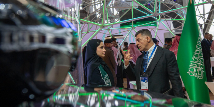 وزارة الداخلية تشارك في معرض الدفاع العالمي بالرياض لتعزيز توطين الصناعات العسكرية