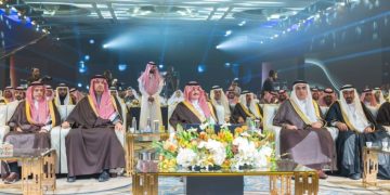 الأمير سعود بن نايف يدشّن مشروع الدمام الجديد