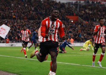 شاهد القنوات الناقلة لمباراة أرسنال وسندرلاند في الدوري الإنجليزي الممتاز 2026