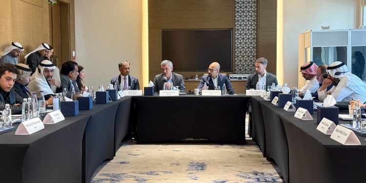 مجموعة الفطيم: المستهلكون السعوديون جاهزون لاعتماد مركبات الطاقة الجديدة ضمن رؤية السعودية 2030