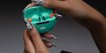 HMD تدخل سوق الشرق الأوسط بإطلاق مجموعة مبتكرة من الإكسسوارات الصوتية والساعات الذكية