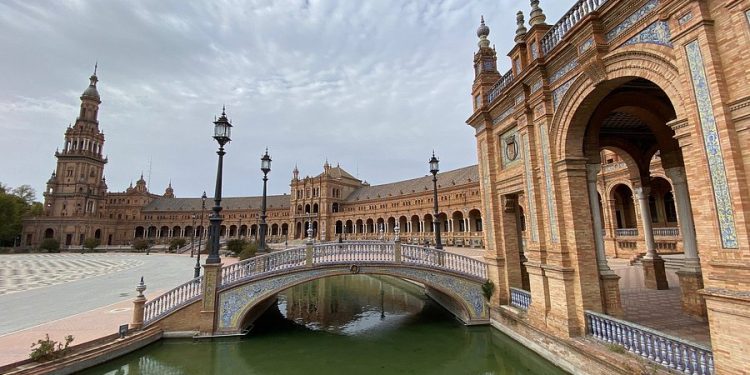 عام الأرقام القياسية إنجاز تاريخي للسياحة الإسبانية في 2025