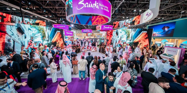 جناح السعودية بسوق السفر السعودي