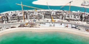 هندسة عالمية لجزيرة الأحلام.. شركة صينية تنفذ هياكل فنادق «لاحق» في وجهة البحر الأحمر