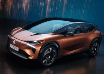 مجموعة رينو تطلق استراتيجية FuturEReady