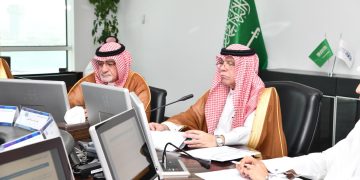 وزير التجارة يبحث مع أمانة جدة تطوير بيئة الأعمال وتعزيز الرقابة على الأسواق