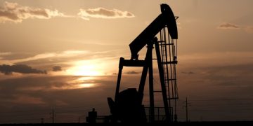 بنك باركليز يتوقع وصول خام برنت إلى 120 دولارًا