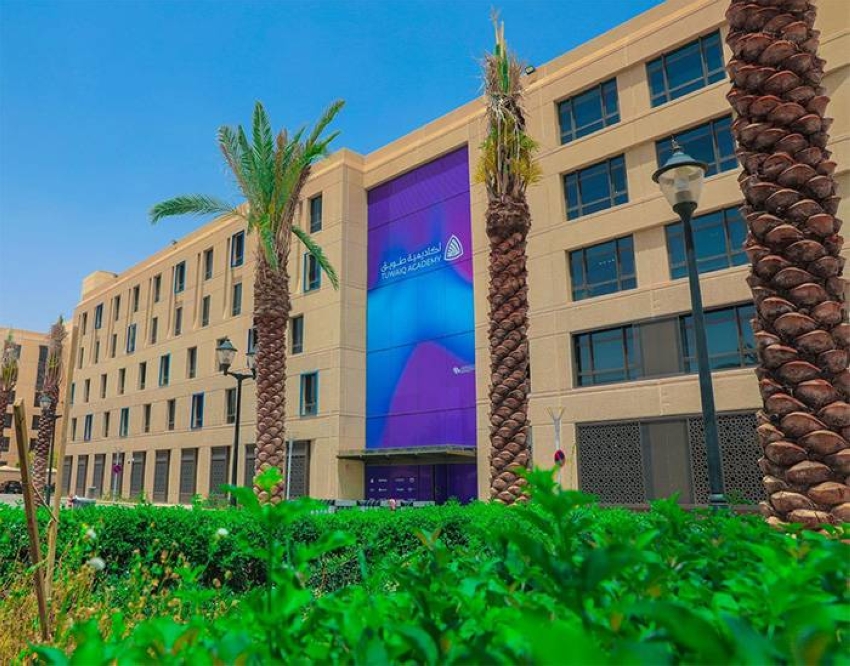 معسكرات ذكاء اصطناعي في الرياض 2026