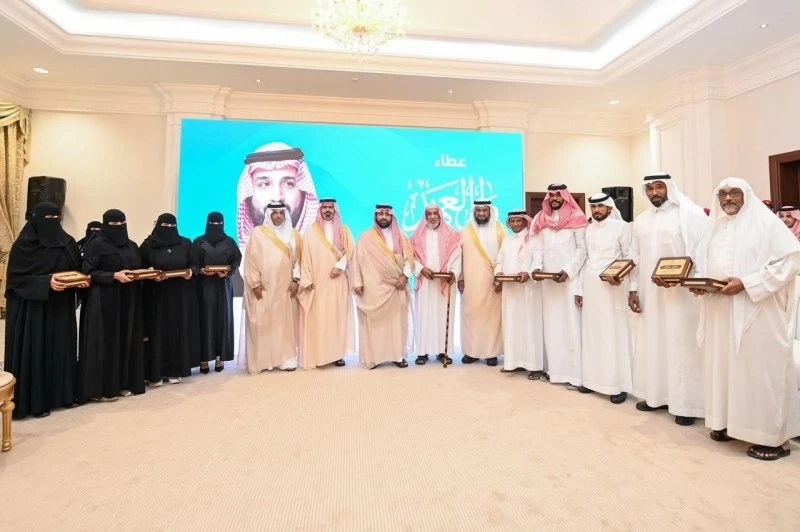 أمير جازان يسلم وحدات سكنية للأسر المستحقة بدعم ولي العهد