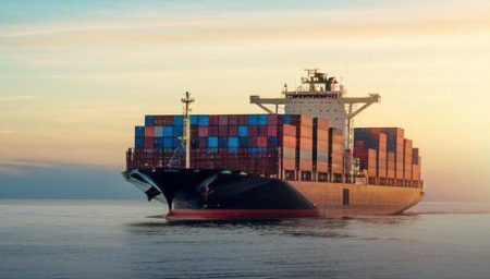 تعليق الشهادات الملاحية لمدة 30 يوماً