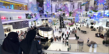 دوام المولات والمراكز التجارية