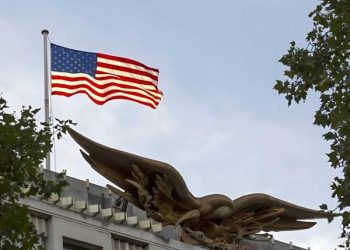 عاجل.. السفارة الأميركية في الكويت توقف خدماتها القنصلية حتى إشعار آخر