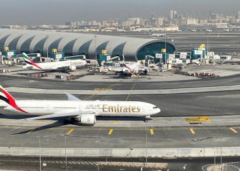 مطارات دبي تعلن استئناف محدود للرحلات الجوية