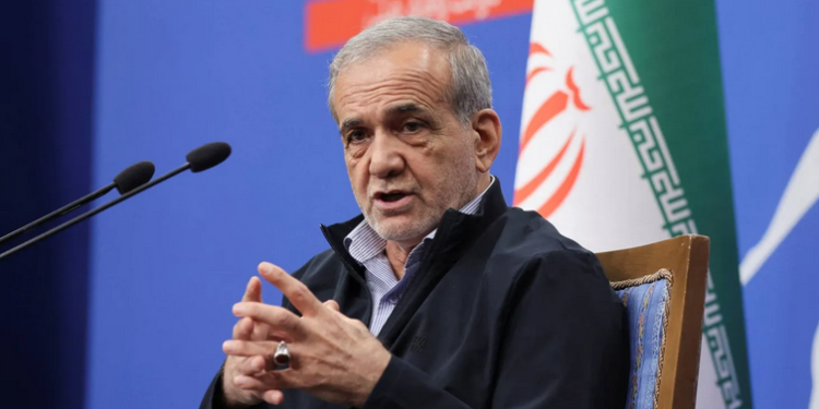 رئيس إيران: عدم شن هجمات جديدة على دول الجوار