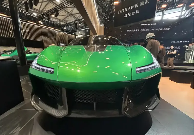 دريمي الصينية تقتحم عالم السيارات الكهربائية الخارقة