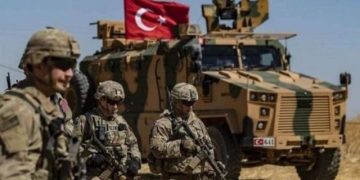 تركيا تسقط صاروخًا إيرانيًا أُطلق باتجاه مجالها الجوي