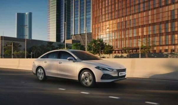 سيارة MG8 موديل 2026 