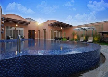 أفضل الشاليهات والمنتجعات بمسبح خاص لعيد الفطر 2026 في السعودية