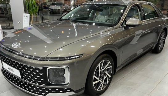 هيونداي أزيرا