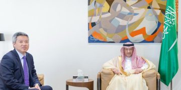 نائب وزير الخارجية يبحث مع القائم بالأعمال الصيني الجهود المشتركة لمواجهة التحديات في المنطقة