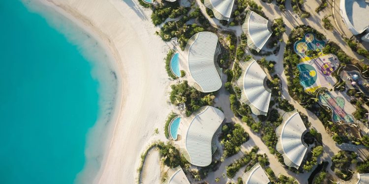 44 رحلة تقربك من وجهة البحر الأحمر لقضاء عطلة عيد الفطر 2026