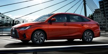 تويوتا ياريس 2026 في السعودية.. سيدان اقتصادية باستهلاك مذهل وسعر يبدأ من 63 ألف ريال