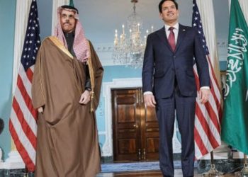 وزير خارجية السعودية وأمريكا يبحثان تهديدات إيران الإقليمية