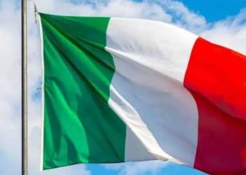 إيطاليا تستعد لإرسال مساعدات دفاعية لدول الخليج