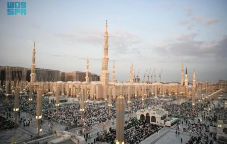 تقديم أكثر من 9 ملايين وجبة إفطار صائم بالمسجد النبوي خلال رمضان
