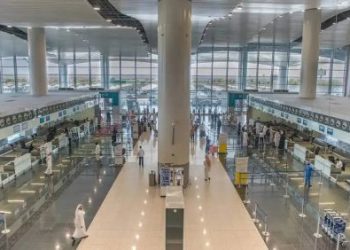 لتسهيل رحلتك.. تجربة رقمية متكاملة في موقع مطار الملك خالد الدولي