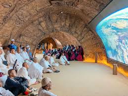 حي حراء الثقافي يستقطب أكثر من 30 ألف زائر خلال فعاليات عيد حراء في مكة