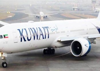 الكويت تعيد فتح مجالها الجوي بعد استقرار الأوضاع في المنطقة المحيطة بالبلاد