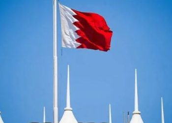 الداخلية البحرينية: مقتل وإصابة 3 أشخاص في سقوط شظايا صاروخ بالبحرين