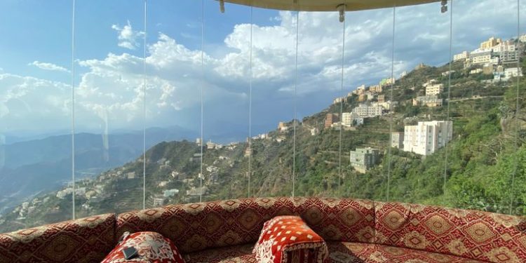 السياحة البيئية في السعودية.. اكتشف جمال الطبيعة وروعة التجارب