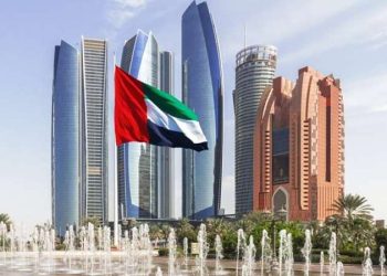 الإمارات تعفي المتأثرين بإغلاق المجال الجوي من غرامات التأخير