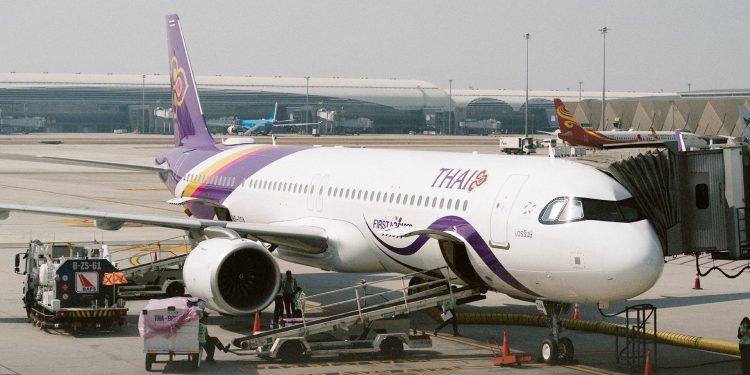 الخطوط التايلاندية الدولية ترفع أسعار التذاكر بسبب الوقود