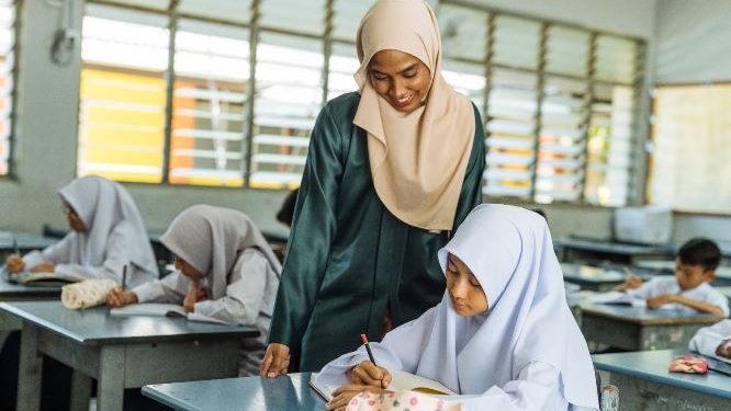 إطلاق أداة دولية لتعزيز حماية الطلاب في المدارس السعودية والخليجية