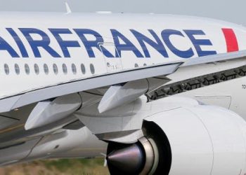 إير فرانس زيادة رسوم الرحلات الإضافية 50 يورو