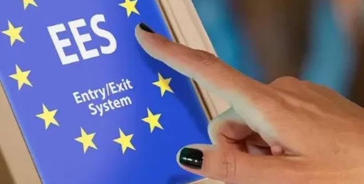 أوروبا تبدأ تطبيق نظام الدخول والخروج الجديد 2026.. ماذا يعني للمسافرين؟