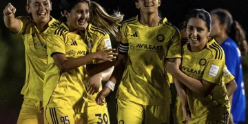 فتيات النصر