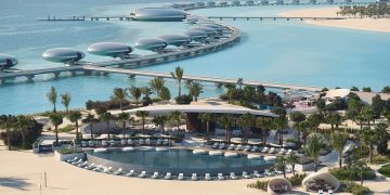شيبارة كامل العدد حتى أغسطس.. إقبال قياسي على منتجعات البحر الأحمر الفاخرة