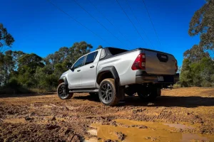 تويوتا هايلكس Adventure 4.0L دفع رباعي 2024