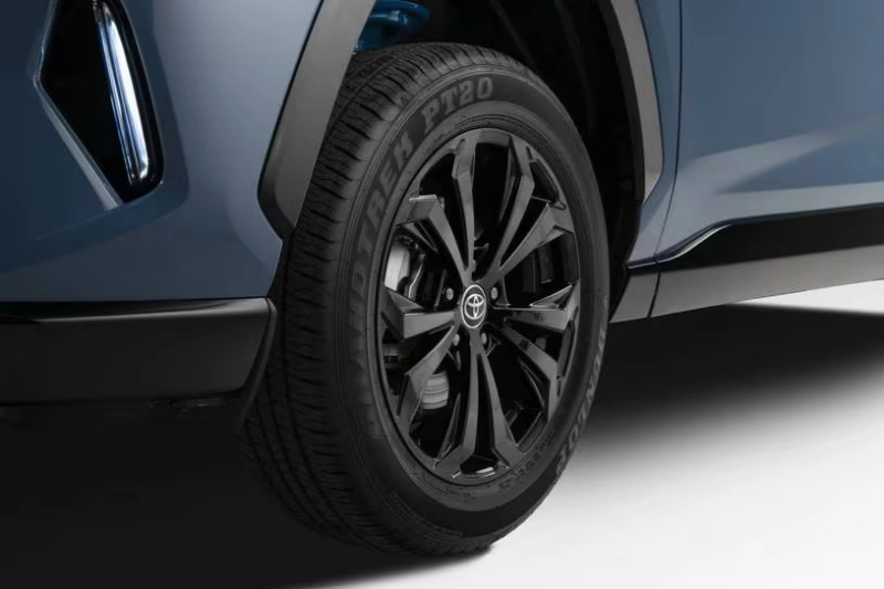 تصميم جنوط تويوتا راف 4 LE 4X4 هايبرد 2025