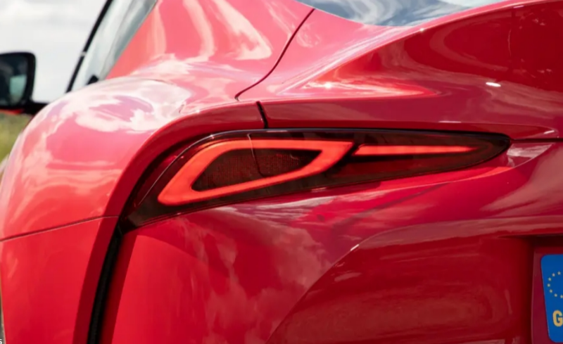 نصميم الإضاءة الخلفية لسيارة تويوتا سوبرا GT Sport AT 2025