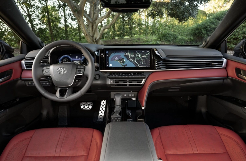 توزيع الشاشات في مقصورة تويوتا كامري جراندي 2026 Toyota Camry Grande