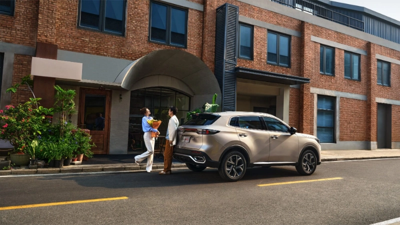 أداء شانجان يوني إس 2027 Changan UNI-S داخل المدينة