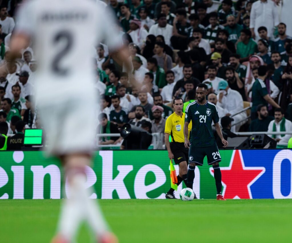 المنتخب السعودي يهزم الإمارات